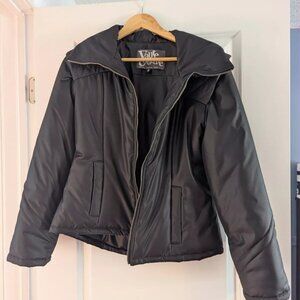 Vaute Couture vegan women's short black winter puffer jacket size M
